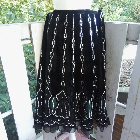 VTG Y2K Black Velvet Sequin Boho Victorian Fairy Whimisygoth Flowy Midi Skirt - Picture 1 of 9